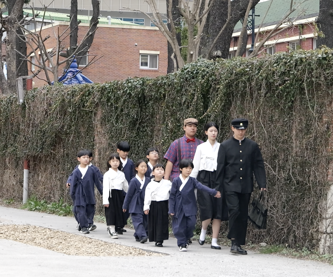 [미니퍼레이드] 소학교 가는길